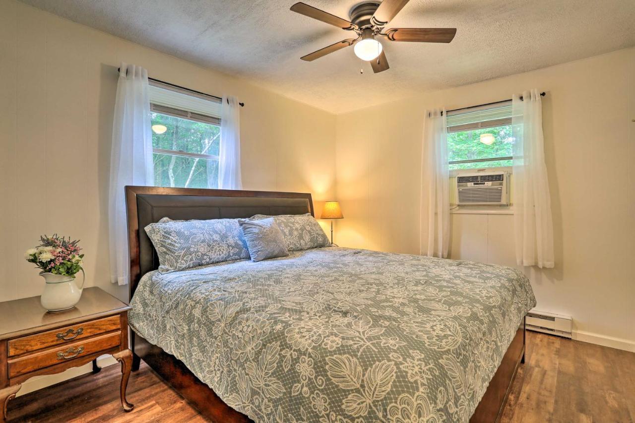Serene Long Pond Home With Game Room And Beach Access! Eksteriør billede